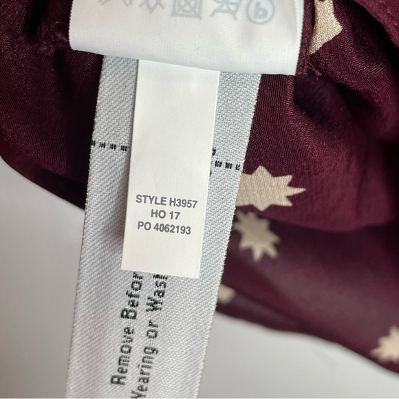 Madewell Silk Belle Top in Star Mix in Holiday Rich Plum Academia 70s Vibe 0 - Picture 13 of 13